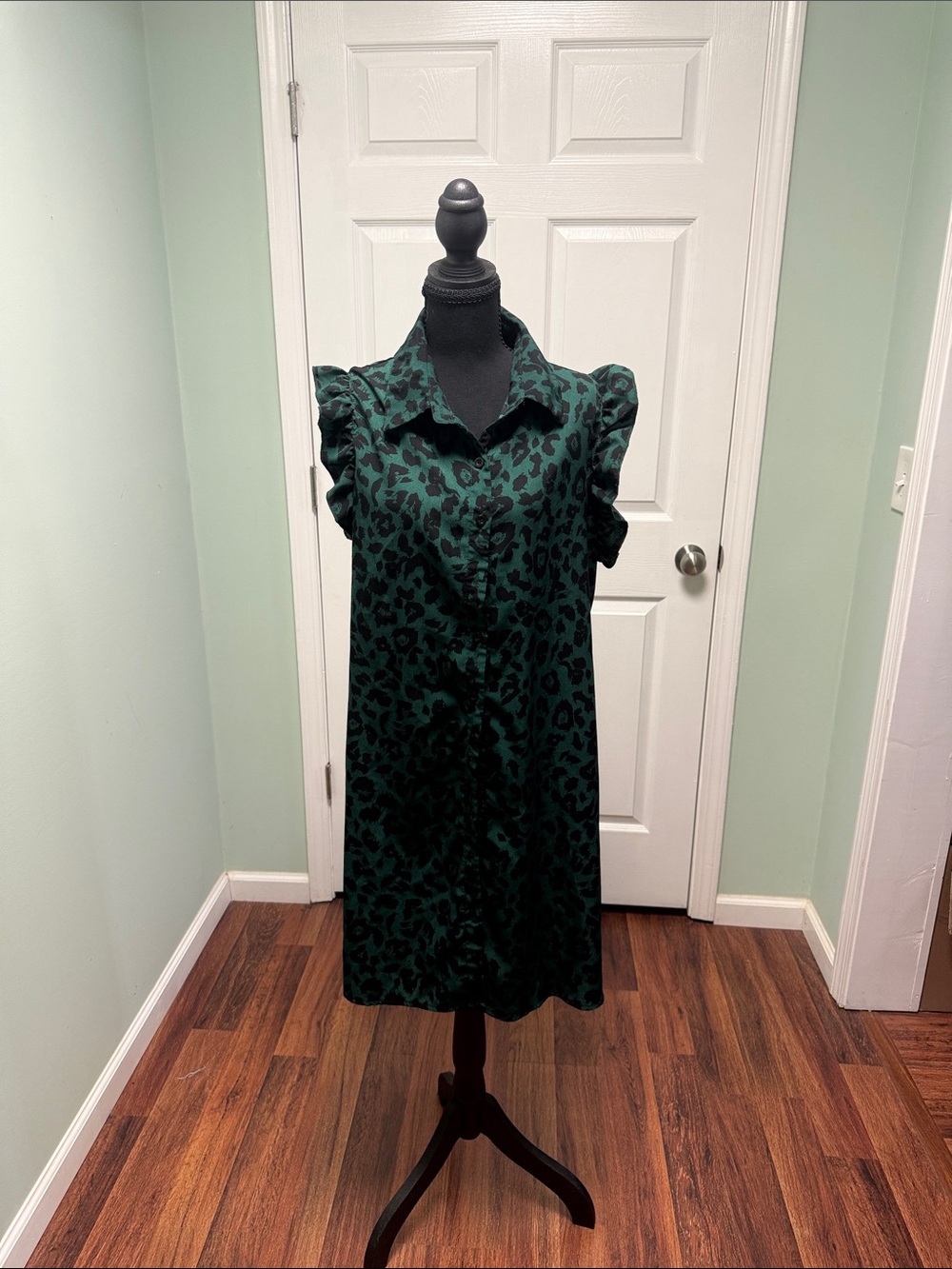 SHEIN Dark Green Leopard Print Midi Dress with Ruffle Sleeves